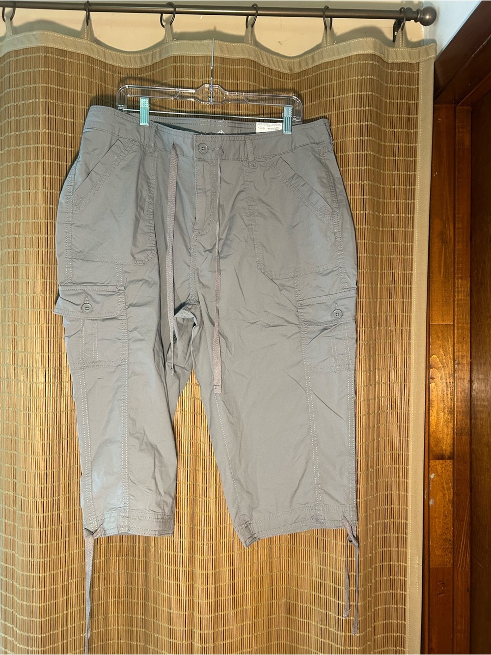 NWT St. John’s Bay Mid-rise Capri size 20W